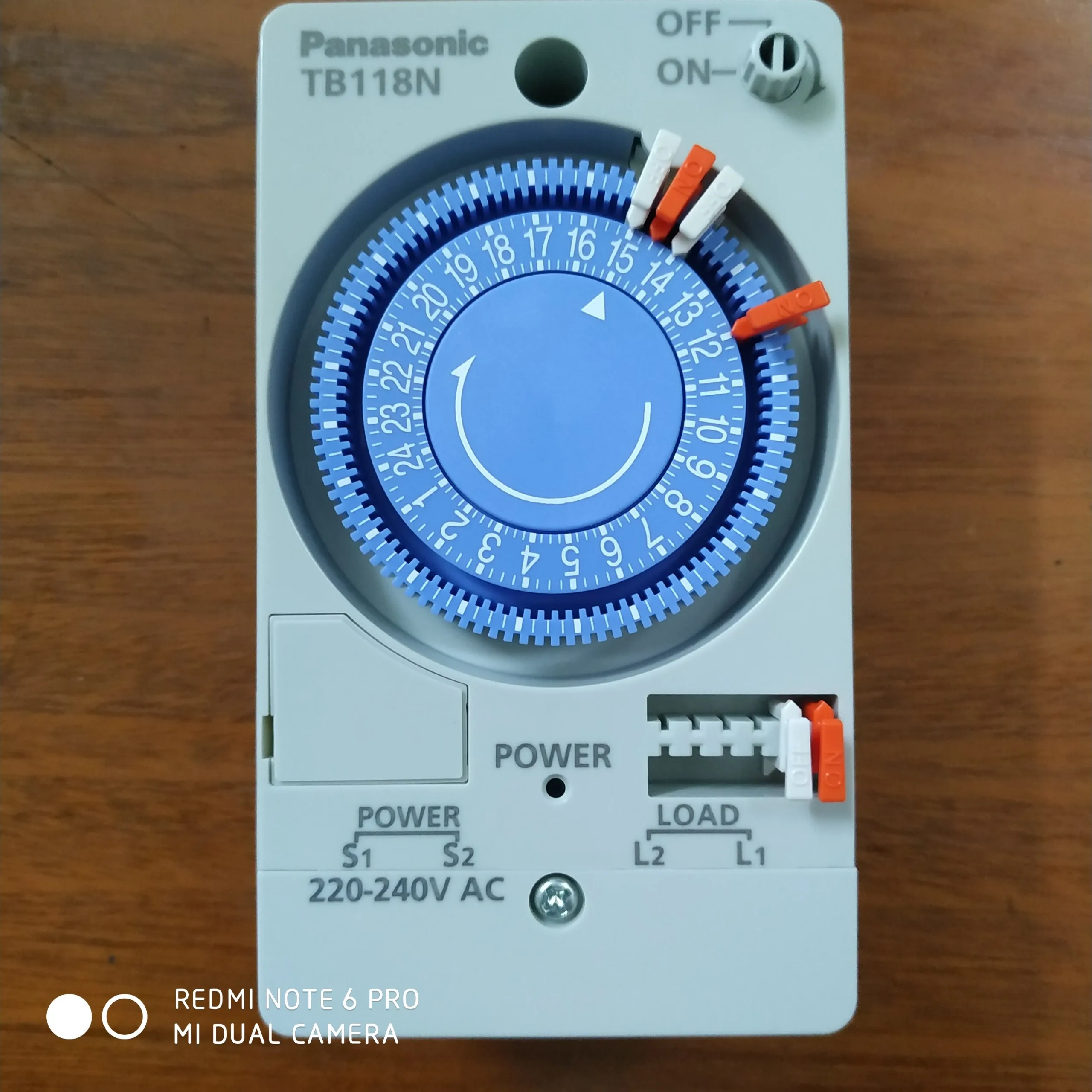 Rờ Le Thời Gian Timer 24 Giờ Panasonic TB118NE7V