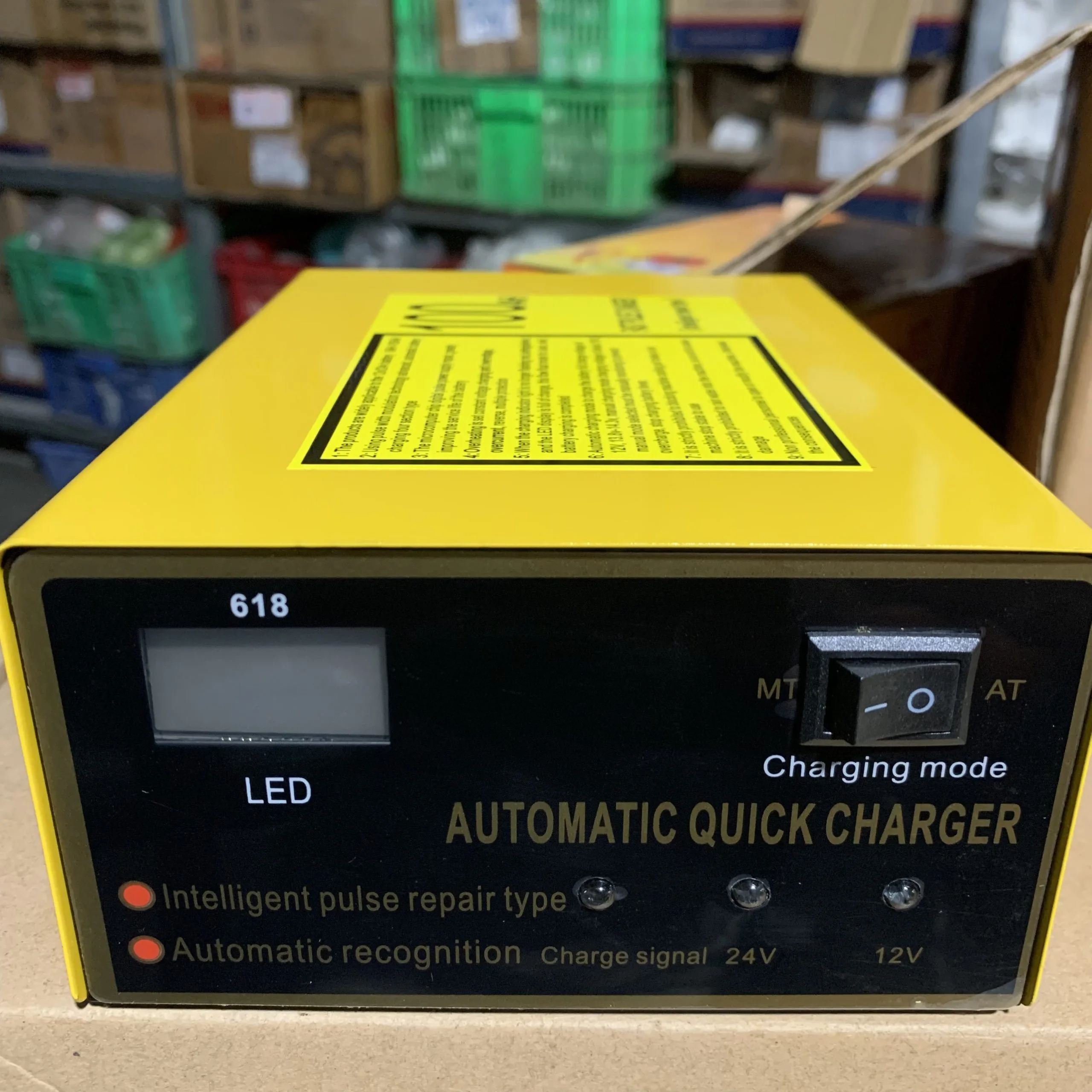 Bộ Xạc Acquy Tự Động Automatic Quick Charger 100Ah 618