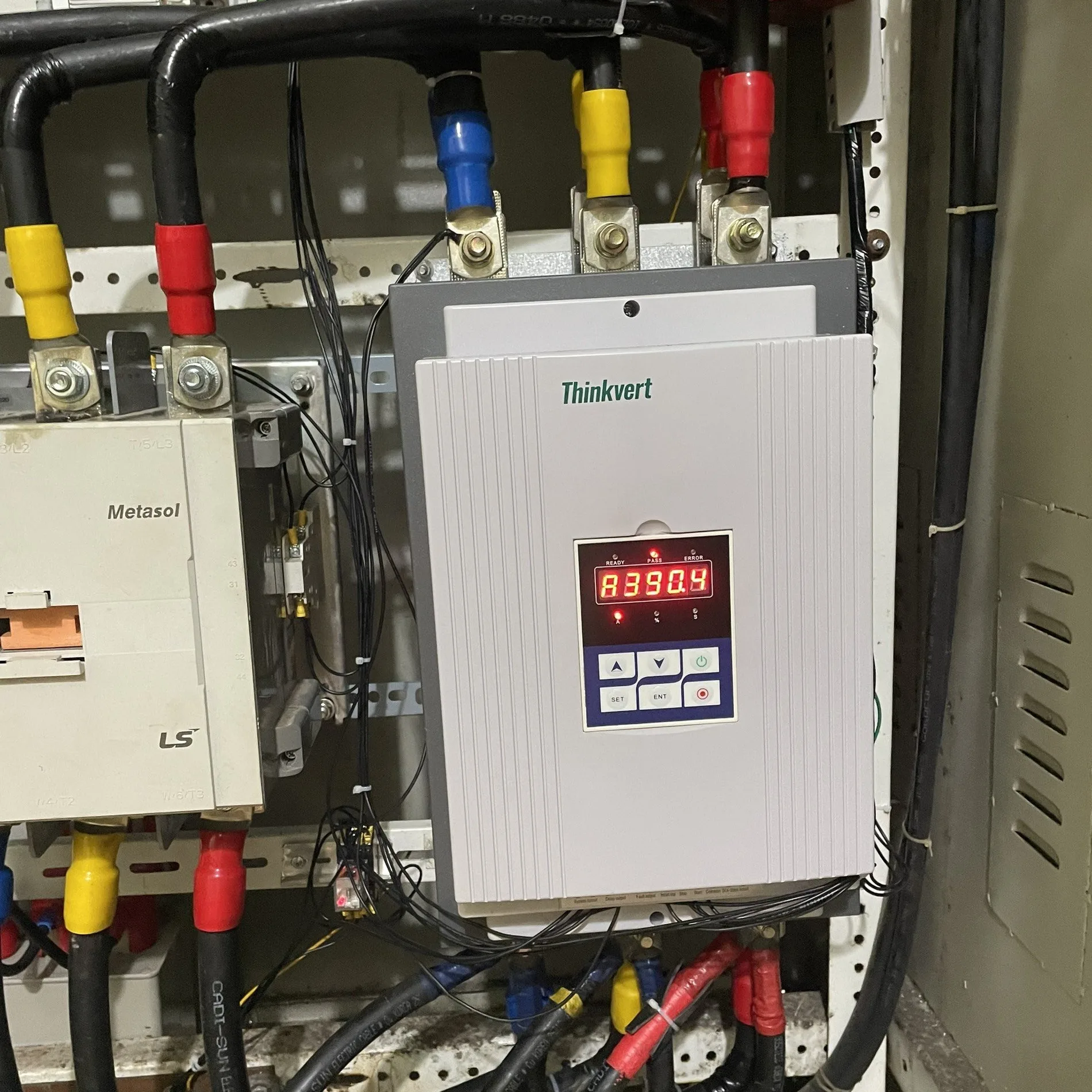 Khởi Động Mềm Soft Starter Thinkvert 400V 132kW TSS-4T-132
