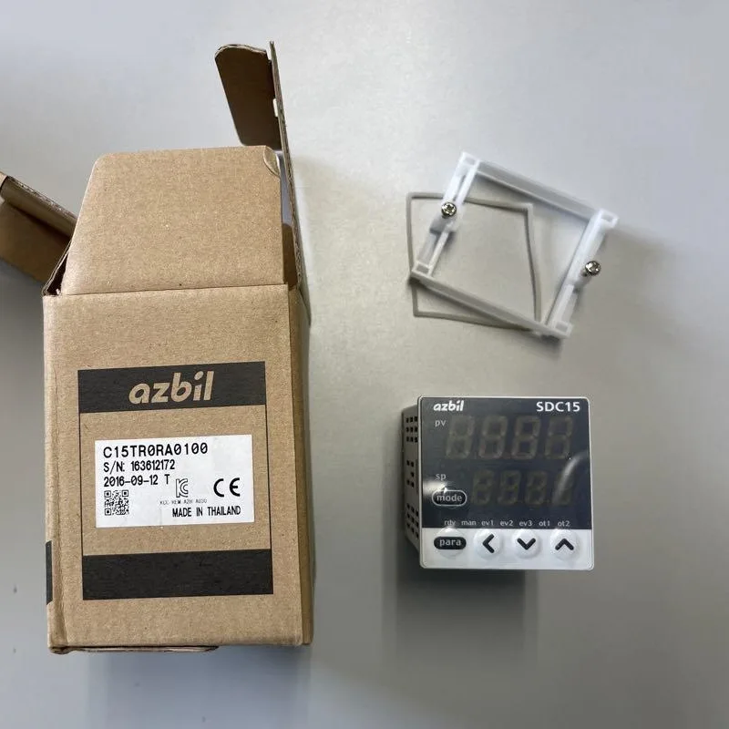 Bộ Điều Khiển Nhiệt Độ Azbil SDC15 C15TR0RA0100