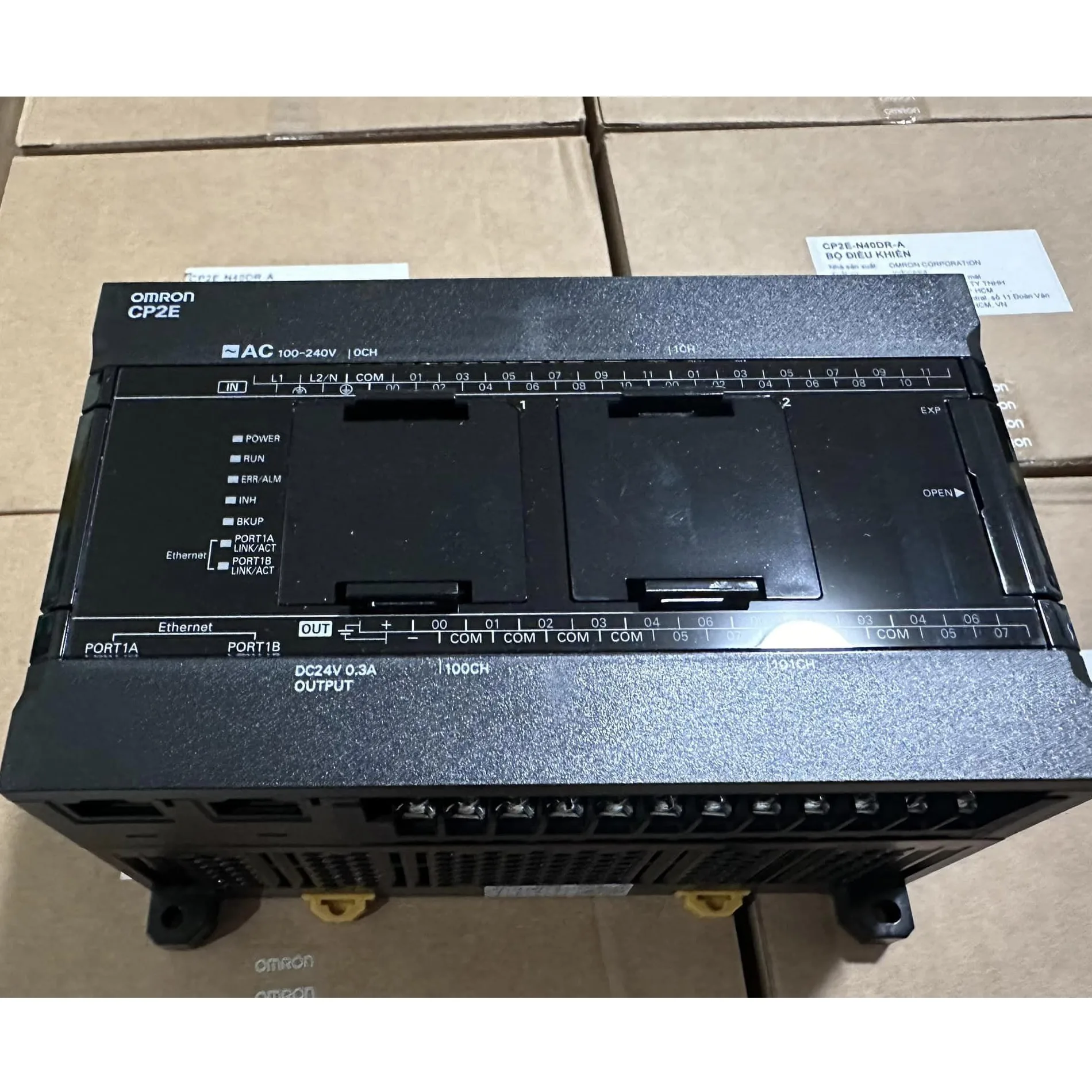Bộ Lập Trình Điều Khiển PLC Omron CP2E-N40DR-A