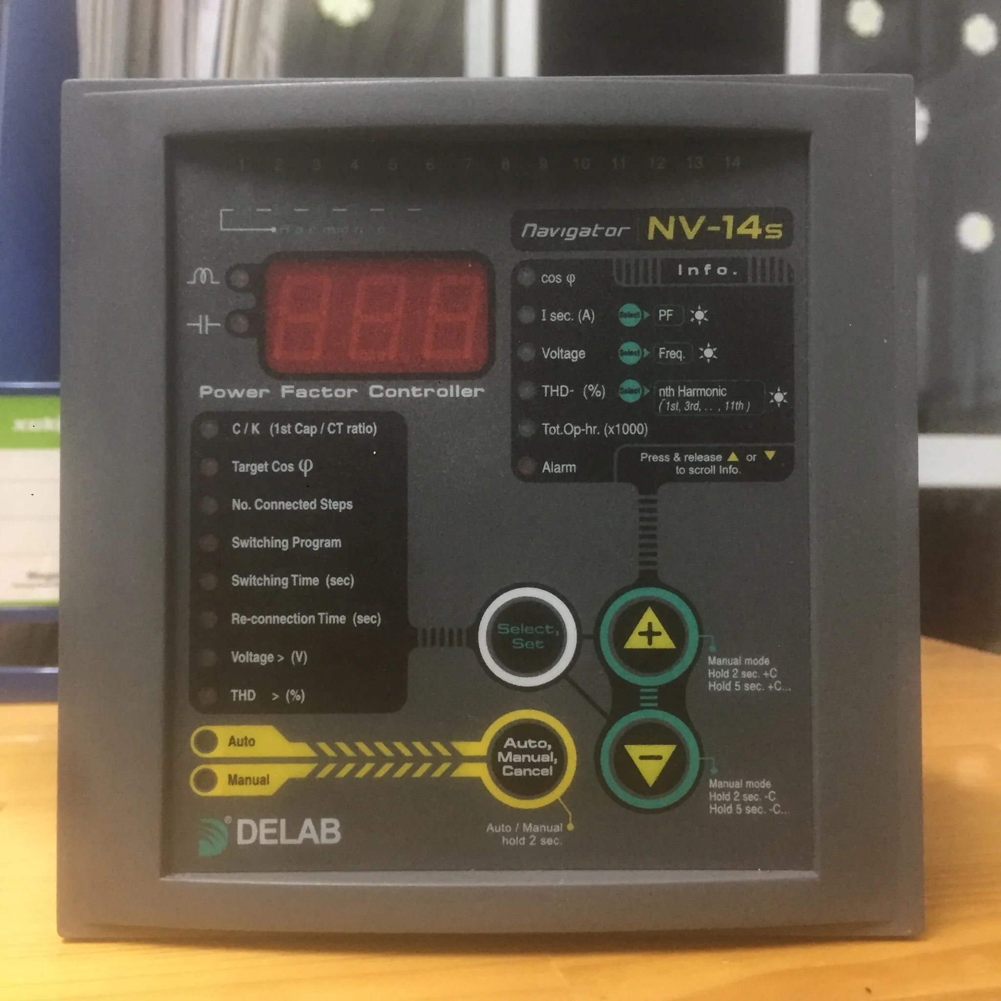 Bộ Điều Khiển Tụ Bù Cos Phi 14 Cấp Delab NV-14S
