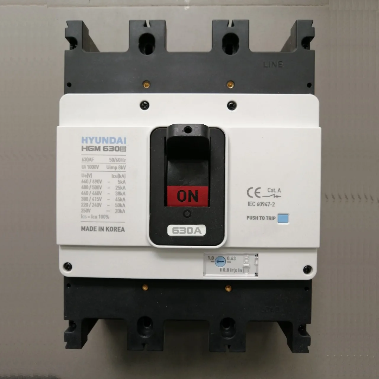 Aptomat MCCB Khối 3P 630A Hyundai HGM630E-F