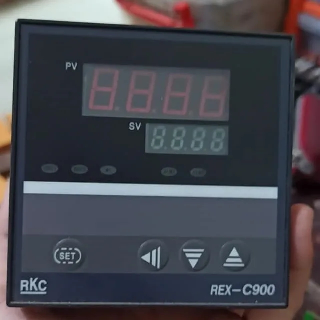 Bộ Điều Khiển Nhiệt Độ Temperature Controller RKC REX-C900