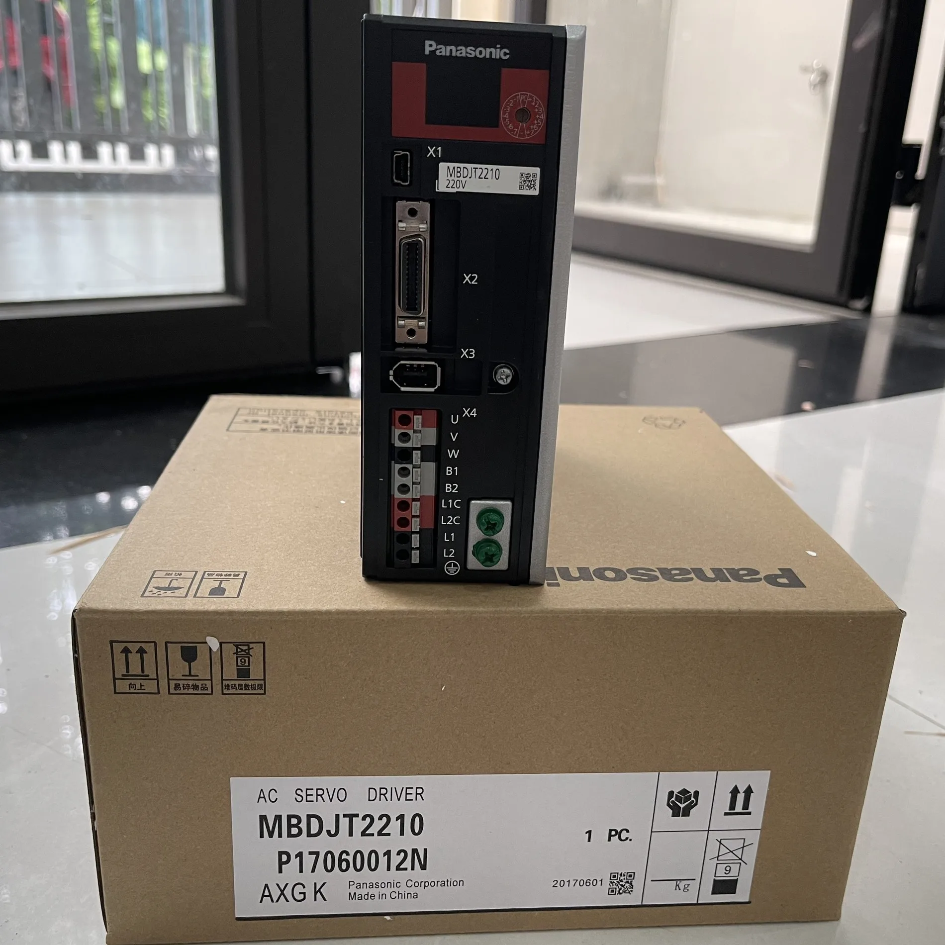 Driver Điều Khiển Servo Panasonic 400W MBDJT2210