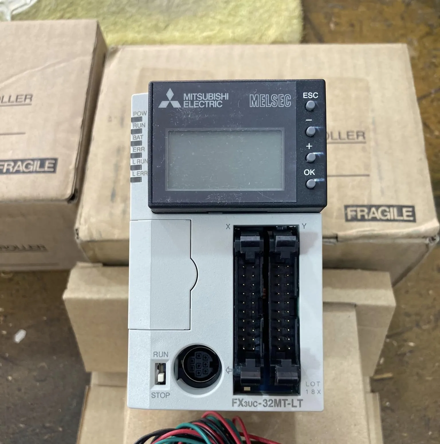 Bộ Lập Trình Điều Khiển PLC Mitsubishi FX3UC-32MT-LT
