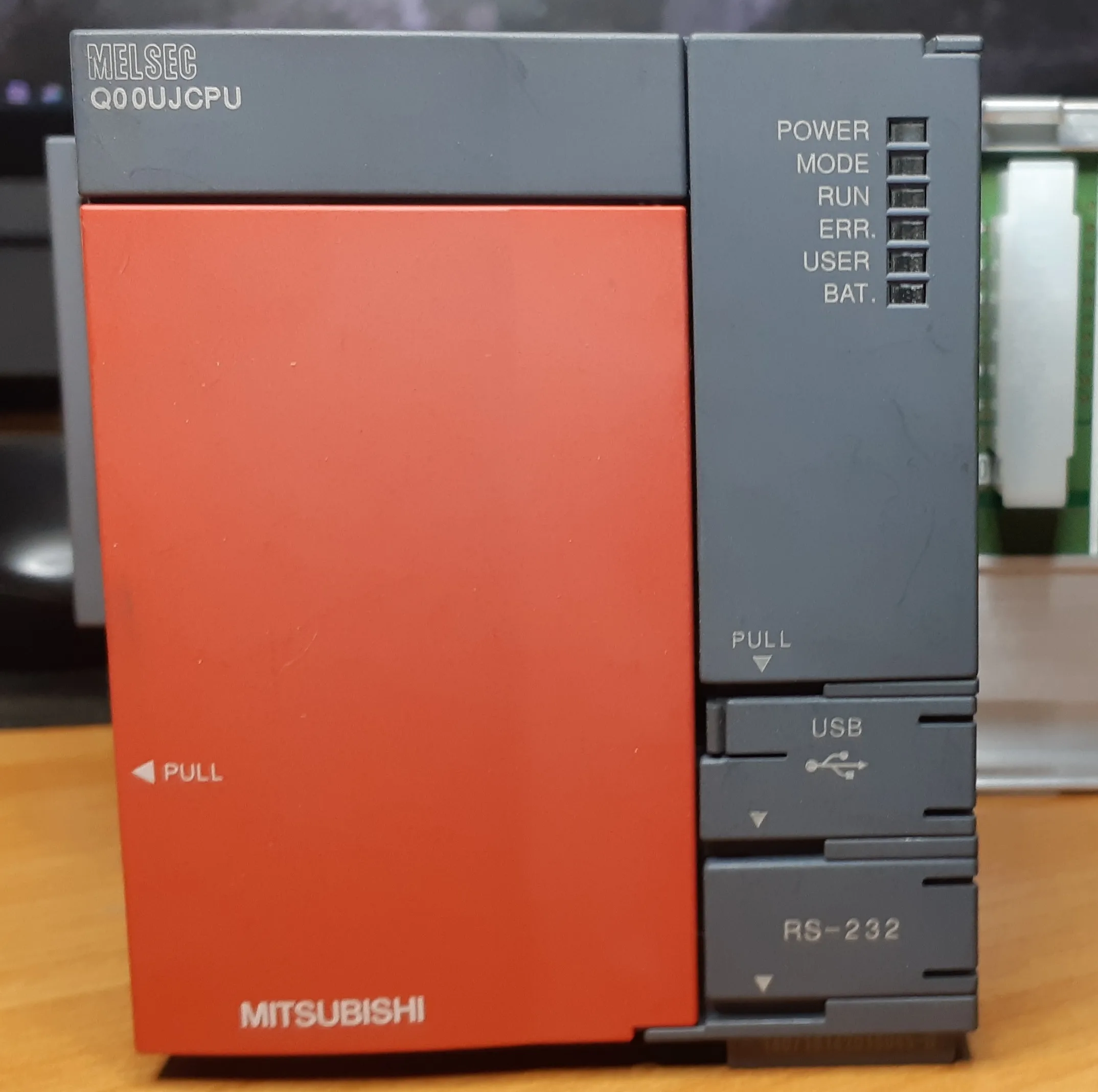 Modul CPU Cho Dòng PLC Q Mitsubishi Q00UJCPU