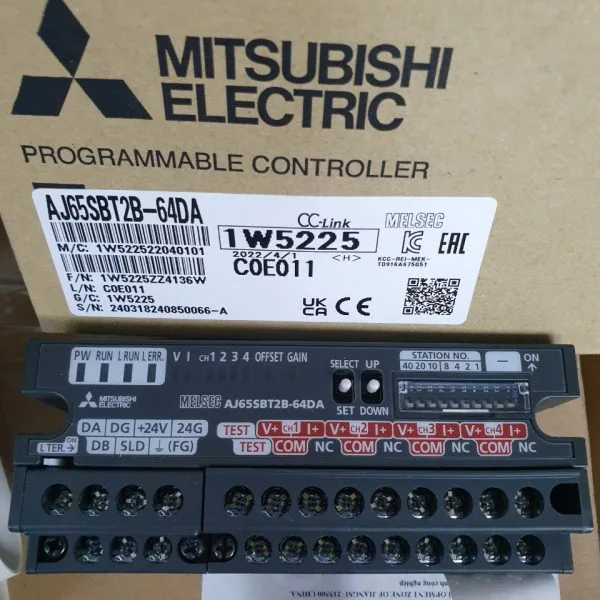 Module Analog Digital Converter Mitsubishi AJ65SBT2B-64AD