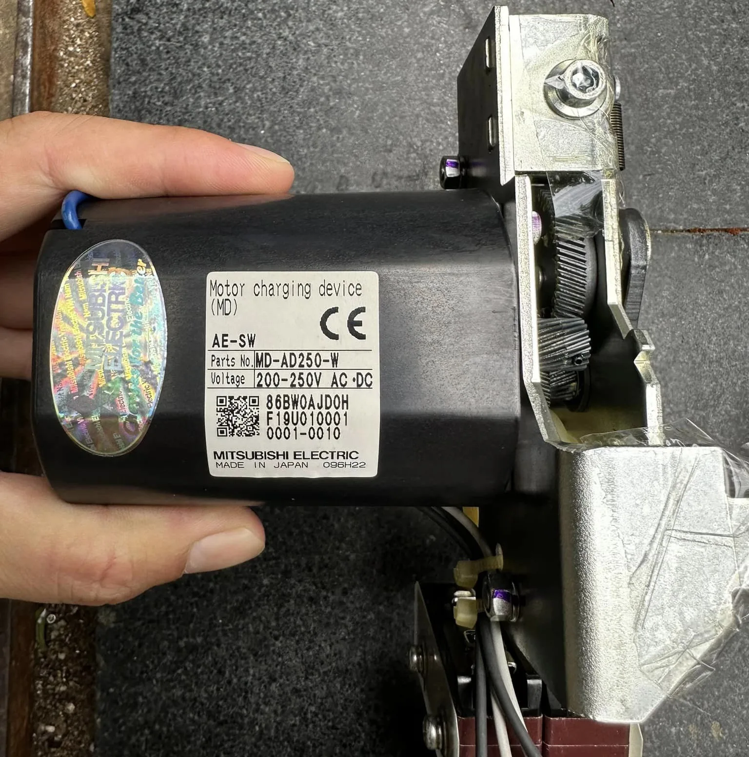 Motor Xạc Cho Máy Cắt ACB Mitsubishi MD-AD250-W