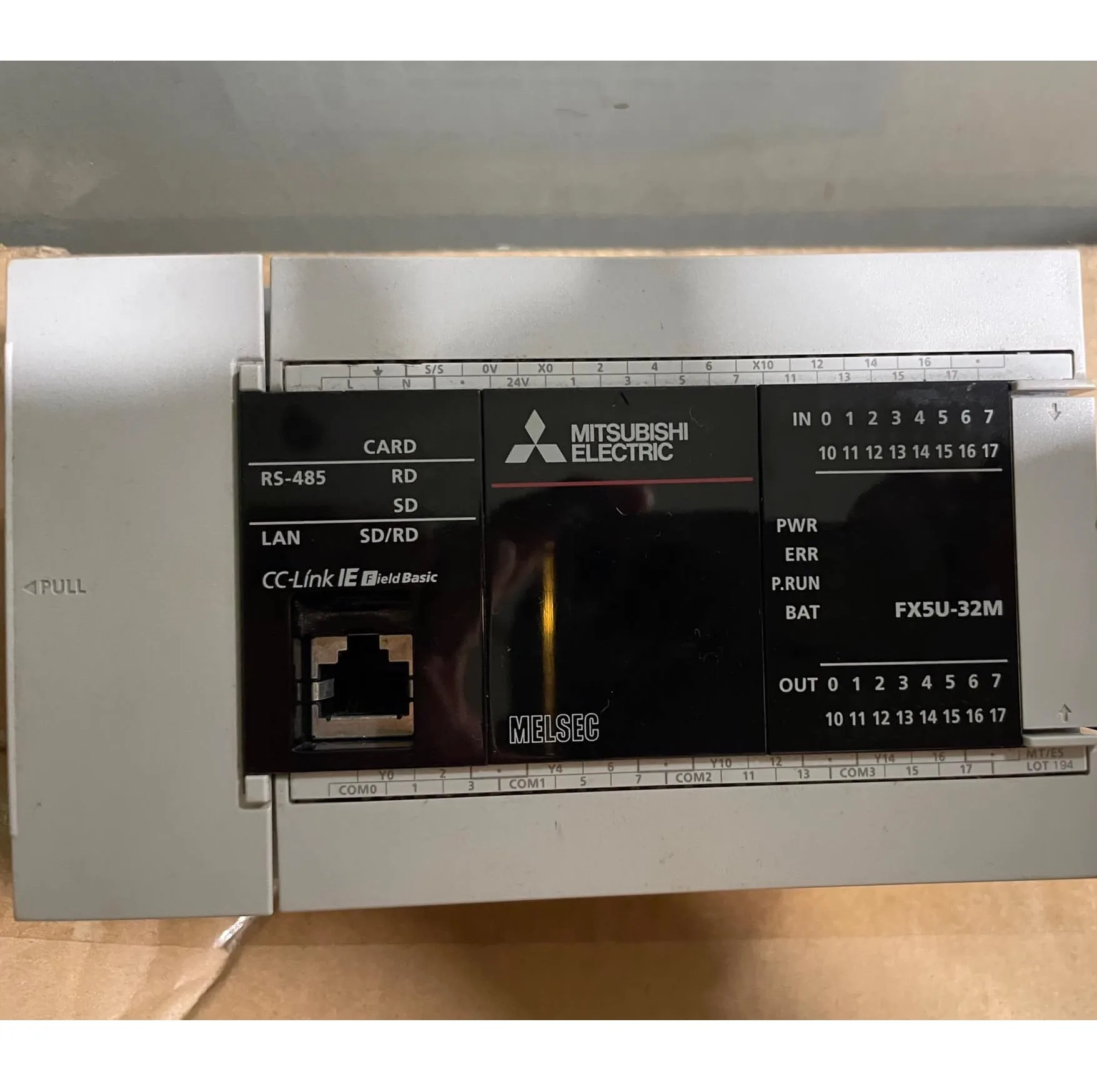 Bộ Lập Trình Điều Khiển Tự Động PLC Mitsubishi FX5U-32MT