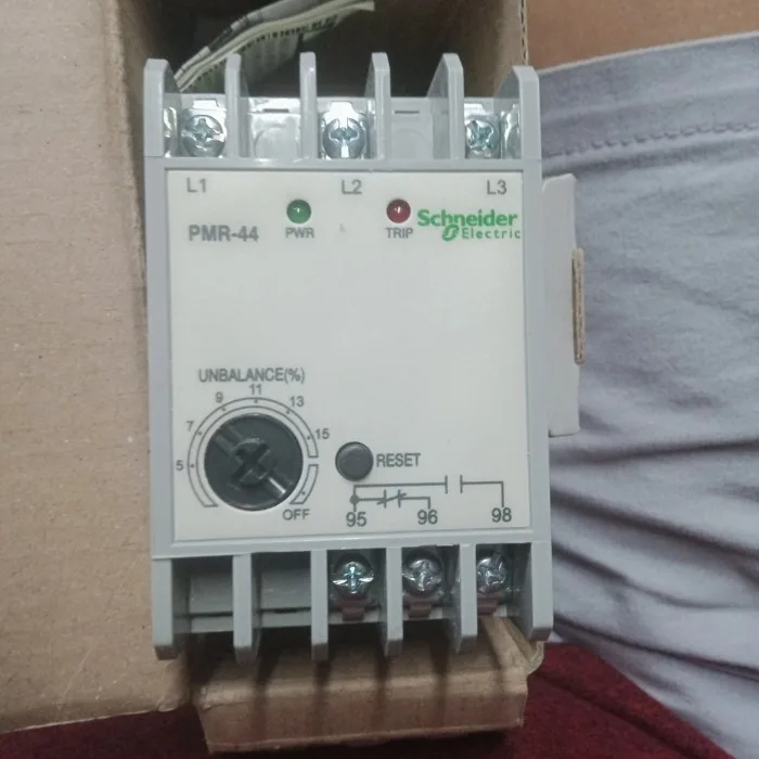 Rờ Le Bảo Vệ Mất Pha Cân Bằng Pha Schneider PMR-440N7