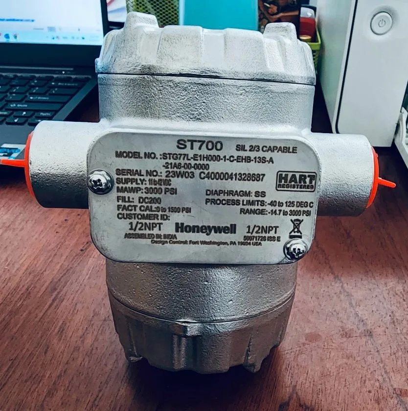 Pressure Transmitters Honeywell STG77L-E1H000-1-C-EHB-13S-A-21A6-00-0000