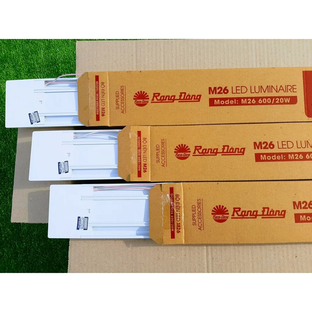 Bộ Đèn LED Bán Nguyệt Rạng Đông M26 600 20W 6500K