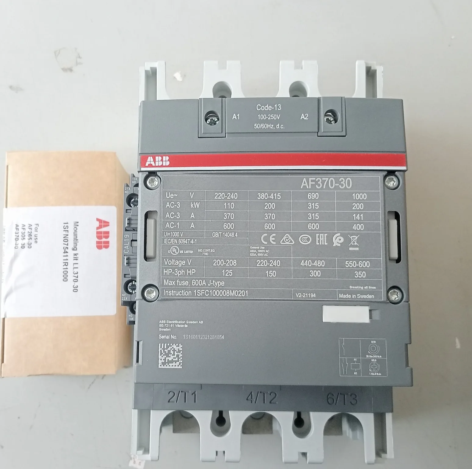 Khởi Động Từ Contactor ABB 200kW 370A 1SFL607002R1311 AF370-30-11
