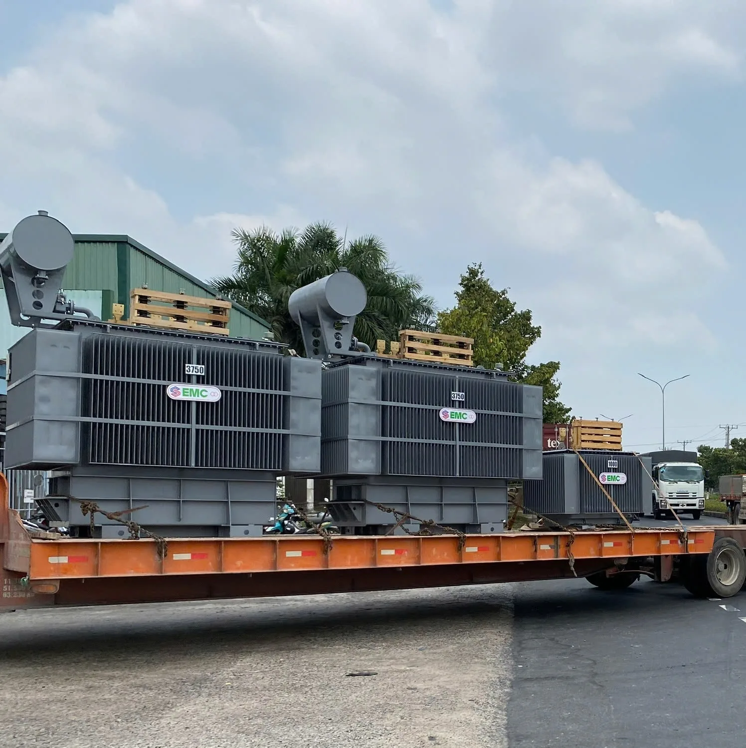 Máy Biến Áp Biến Thế Tranformer EMC 22/0.4kV 1000KVA