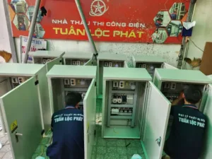 Cong-Ty-Thi-Cong-Lap-Dat-Tu-Dien-Cong-Nghiep-Cho-Nha-May