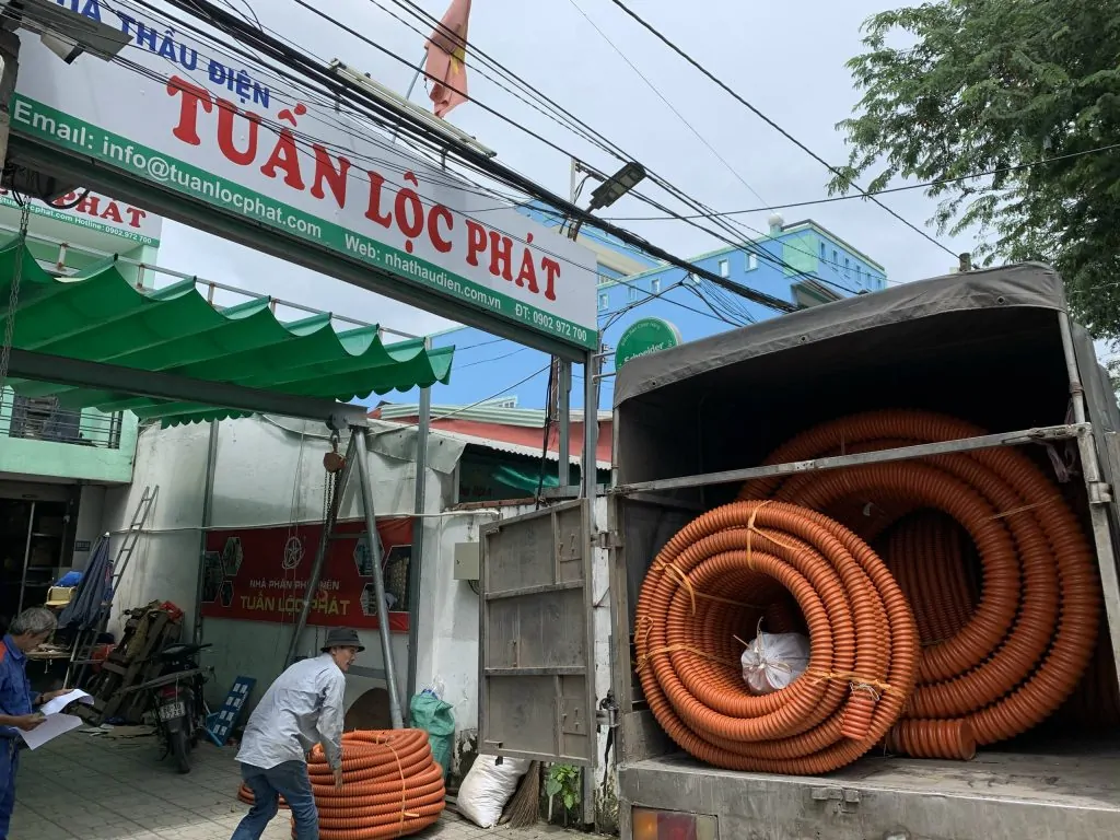 Dien-Tuan-Loc-Phat-La-Dai-Ly-Phan-Phoi-Ong-HDPE