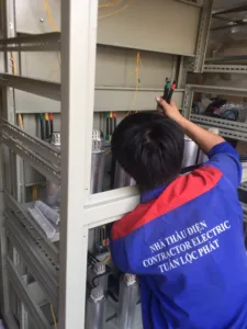 Install-the-capacitor-system
