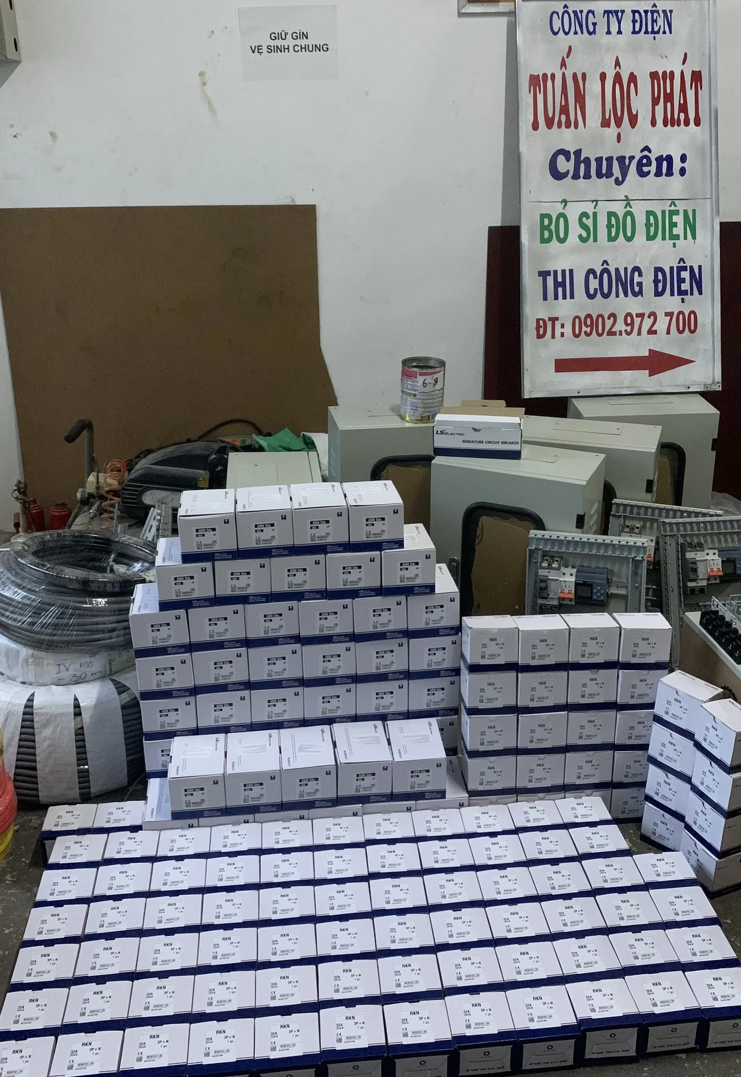 Đại Lý Phân Phối Điện Công Nghiệp Tuấn Lộc Phát